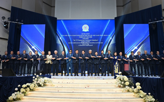 Sứ mệnh “Bó đũa” và khát vọng của kiều bào Thái Lan