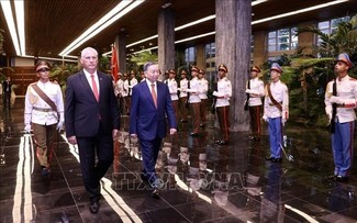 พิธีต้อนรับเลขาธิการใหญ่พรรค ประธานประเทศ โตเลิม อย่างสมเกียรติที่กรุงฮาวานา   