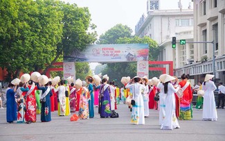 Hanoi Autumn Festival boosts tourism