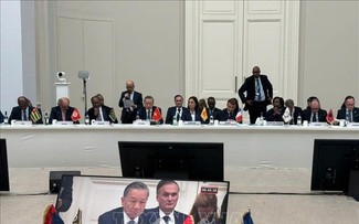 Vietnam suggests ways to promote multilateralism at Francophonie Summit