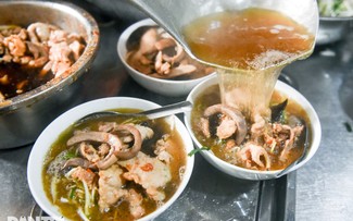 Charred Liver Pho: Bac Ninh's specialty