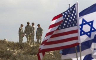 US, UK issue security warnings in the Middle East
