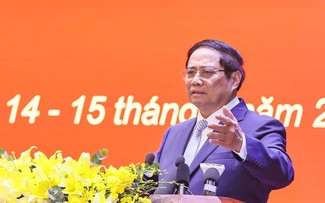 Restructuring revolution: From passive reception to service and development