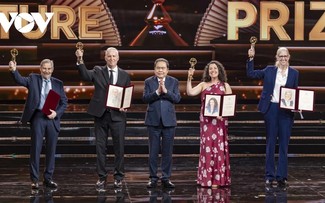 VinFuture Prize 2025 honors scientists behind HPV cancer-preventing vaccines