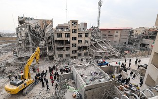 Israel drops more than 10,000 bombs on Iran; US deploys additional forces to Middle East