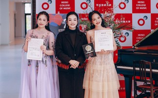 Vietnamese contestants win top prize at international music competition in Japan