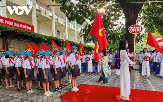 Arranca el año escolar 2024-2025 en localidades vietnamitas