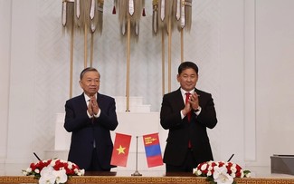 Vietnam y Mongolia emiten una declaración conjunta sobre establecimiento de asociación integral