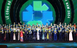 Vietnam honra a productos de la Marca Nacional de Vietnam 2024