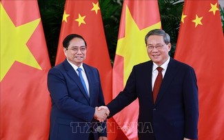 Premieres de Vietnam y China sostienen conversaciones bilaterales 