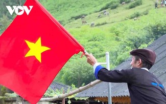 Fiestas patrióticas en las zonas montañosas de Lai Chau 