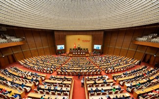 Concluye décimo período de sesiones del Parlamento vietnamita en su XV legislatura