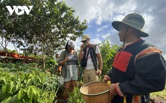 El turismo en las aldeas Ede avanza como un camino hacia la integración internacional