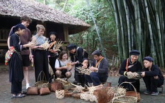 Thai Hai - Glückliches Dorf