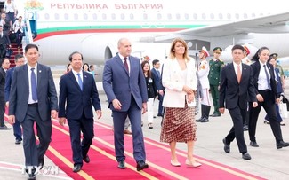 Bulgarian President arrives in Vietnam for official visit