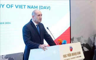 Bulgarian President visits Diplomatic Academy of Vietnam, Hai Phong city