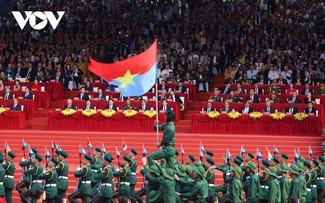 Grand ceremony marks 50 years of national reunification 
