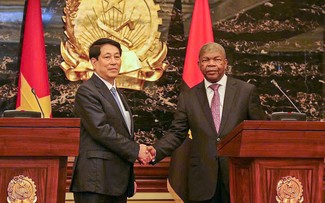 Vietnam, Angola issue joint statement