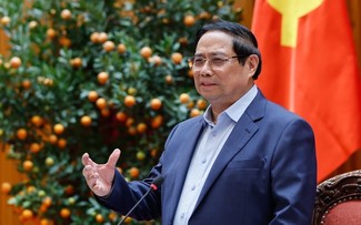 PM urges proactive, timely and effective responses to global developments