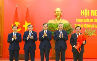 Central Theoretical Council for 2026-2031 term established, Nguyen Xuan Thang named chairman