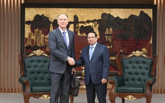 Vietnam to pursue sustainable growth, not just stimulus: PM