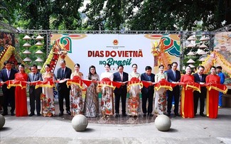 Une plaque commémorative en l'honneur de Hô Chi Minh inaugurée à Rio de Janeiro