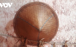 Le chapeau tressé, un trésor culturel des Hà Nhi de Diên Biên