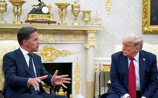Donald Trump menace la Russie de taxes à 100% si aucun accord sur l’Ukraine n’est conclu d’ici 50 jours