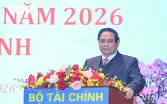 Le Premier ministre Pham Minh Chinh appelle le secteur des Finances à améliorer la gestion des recettes et dépenses pour une finance durable