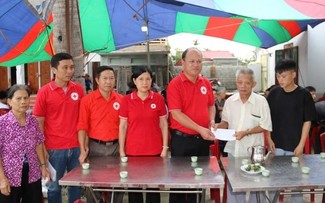 Aide d'urgence pour les familles touchées par le typhon Yagi à Quang Ninh et Hai Phong