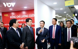 Luong Cuong se rend au siège de la société Bitel au Pérou