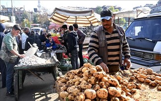 Syrie: le gouvernement de transition réclame la fin des sanctions américaines