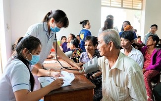 La santé: un pilier pour la sécurité sociale et le développement humain