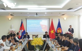 Des experts cambodgiens saluent l’importance du XIVᵉ Congrès national du Parti communiste vietnamien