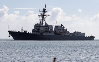 Les États-Unis redéploient un groupe aéronaval vers le Moyen-Orient