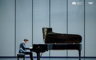 Độc tấu piano của nghệ sĩ dương cầm tài năng Olivier Moulin Kỷ niệm 100 năm ngày mất nhà soạn nhạc vĩ đại Gabriel Fauré