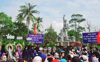 Dâng hương tưởng niệm 57 năm ngày 504 thường dân Sơn Mỹ bị thảm sát 