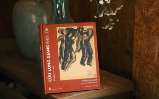 Ra mắt art book “Cửu Long Giang khói lửa - Kí họa và thơ”: Kí ức nghệ thuật giữa khói lửa chiến tranh