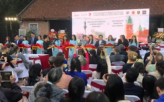 Triển lãm “Danh tính hình thành” của họa sĩ Minh Đàm và Gala hòa nhạc Ba Lan: Nhịp cầu ngoại giao văn hóa           