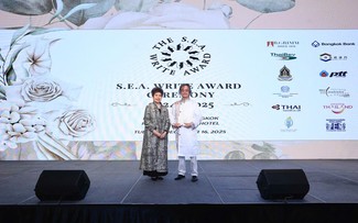 Nhận giải SEA Write Award, nhà văn Nguyễn Tham Thiện Kế nói về con đường văn chương Việt hội nhập