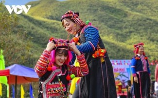 Phụ nữ Điện Biên giữ “hồn cốt” dân tộc