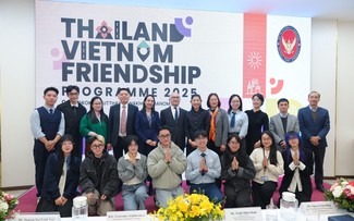 มอบรางวัลการประกวดถ่ายทำคลิปวิดีโอในหัวข้อ “Beyond Borders: A Visual Diary of ThailandViet Nam Friendship”
