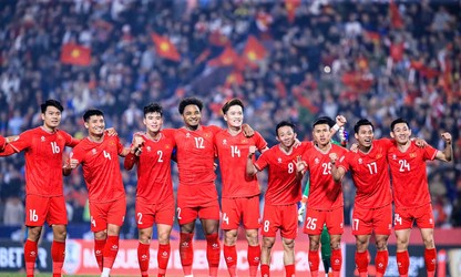 Team Vietnam climbs 3 places in December FIFA rankings