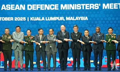 Vietnam’s defense diplomacy upholds principles, promotes international integration, creates peace