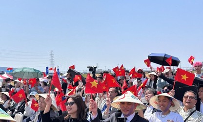 国外在留ベトナム人の意見、国の発展に生かされる