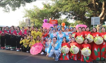 越南参加2025年中国澳门国际幻彩大巡游活动