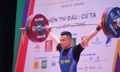 Vietnamese weightlifter wins first gold medal at 2025 Asian Weightlifting Championships