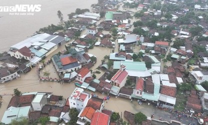 VOV5 calls for support for flood-affected people in central region