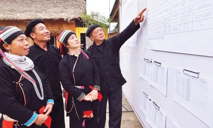 Ethnic communities look toward Election Day