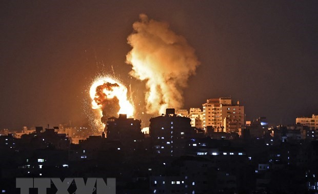 Israel Melakukan Serangan Udara yang Sengit terhadap Gaza